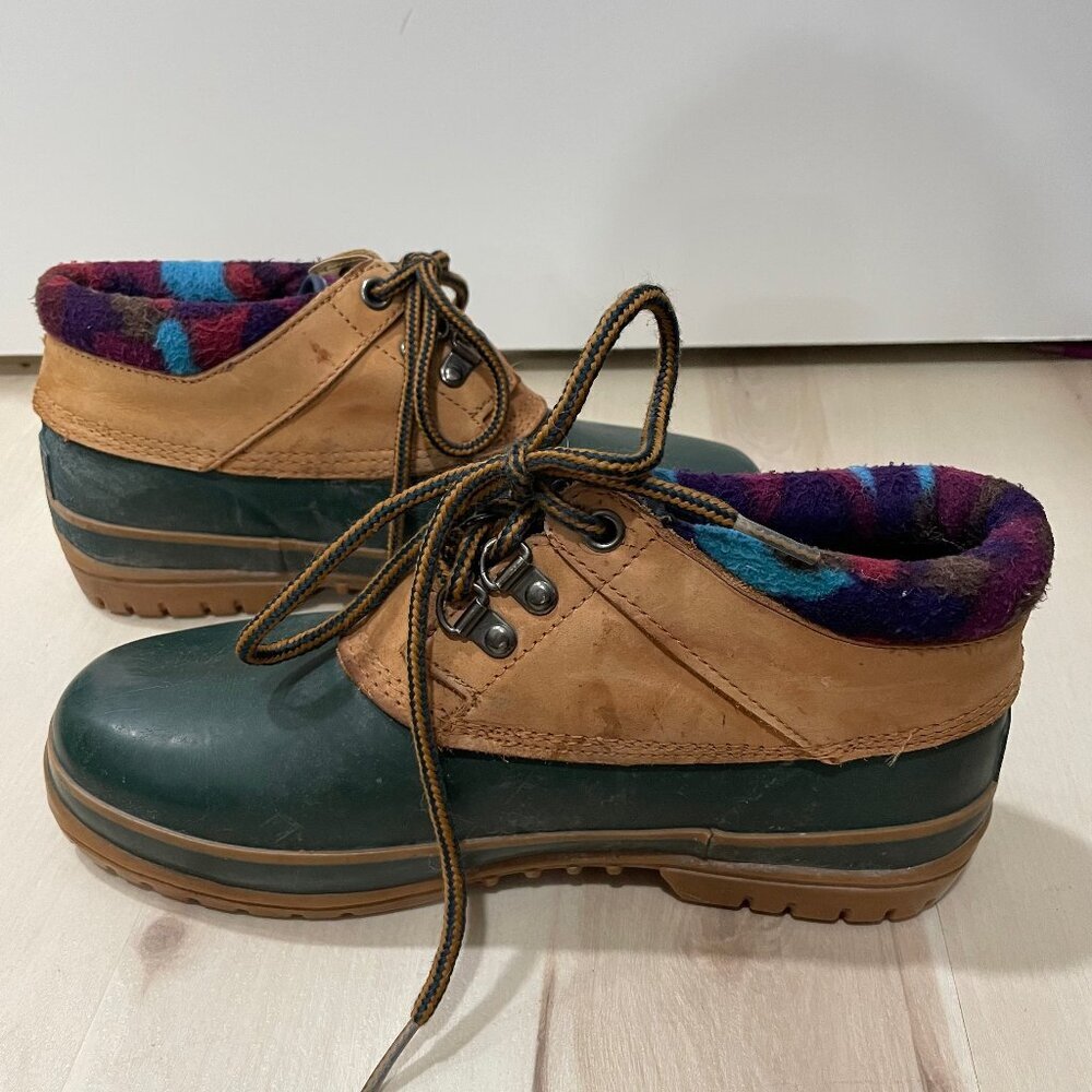 Nine West Duck Boot Vintage 90s Brown Green Lace Up Rubber Padded Collar Size 9